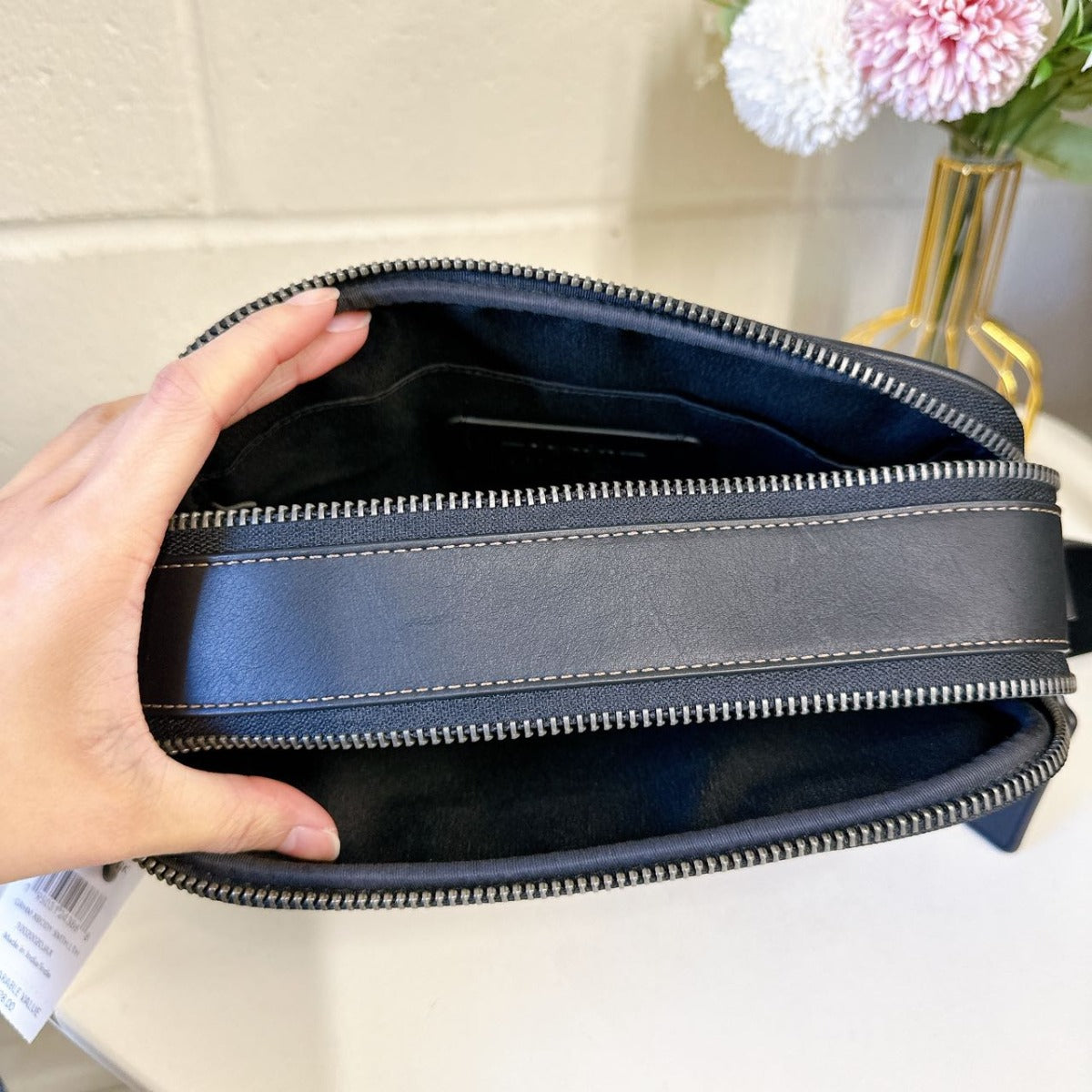 Coach C4148 Graham Crossbody In Black Coach C4148 Graham Crossbody In Black